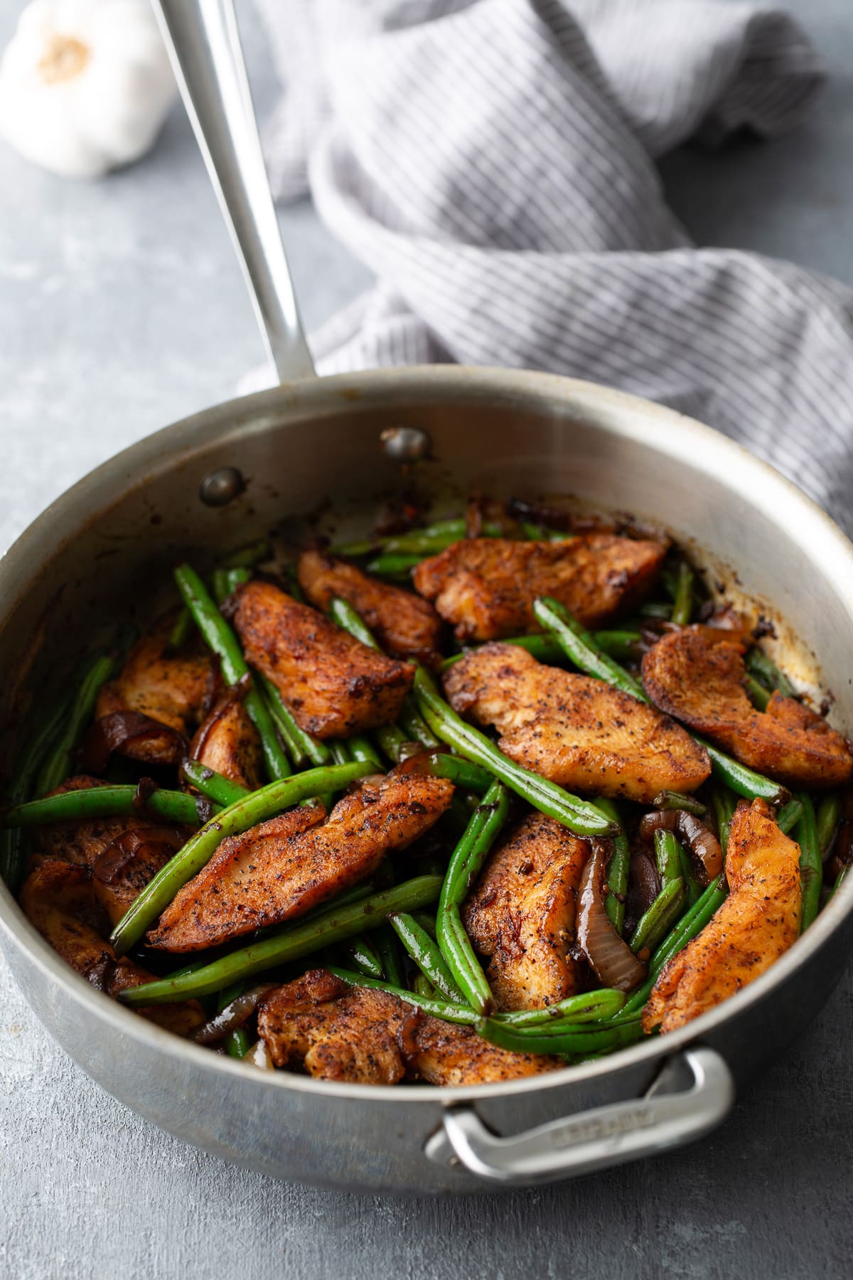 chicken and green bean stir fry in pan