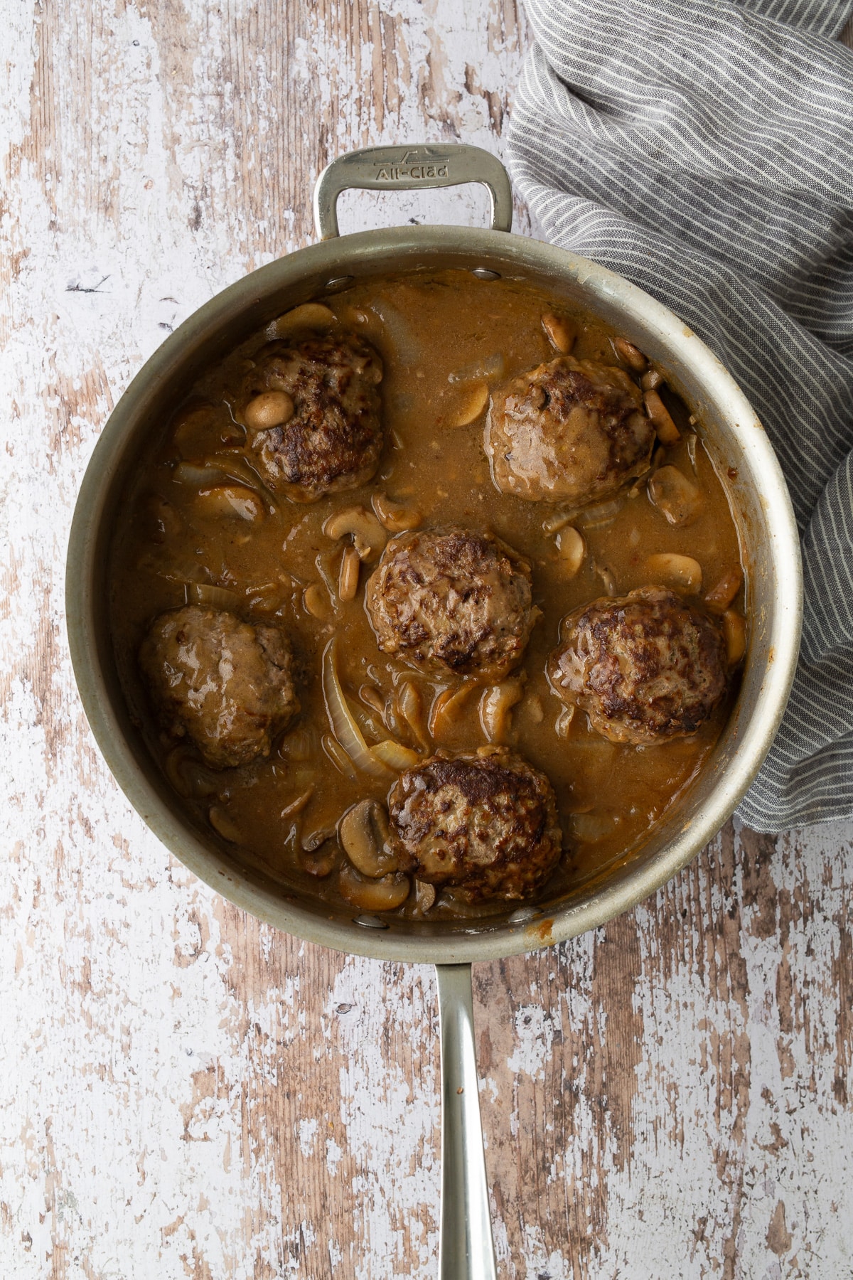 beef patties in mushroom gravy