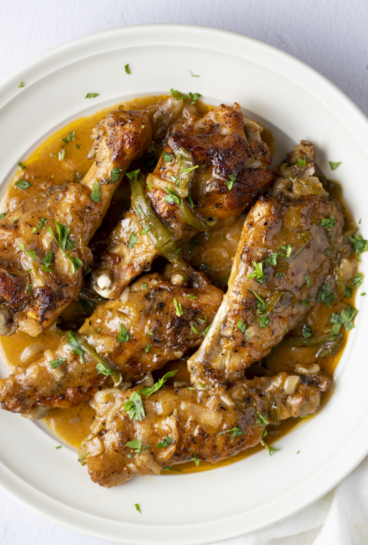 Smothered Turkey Wings 🤤 #turkeywings #viral #macandcheese #easter #t, smothered turkey wings recipe
