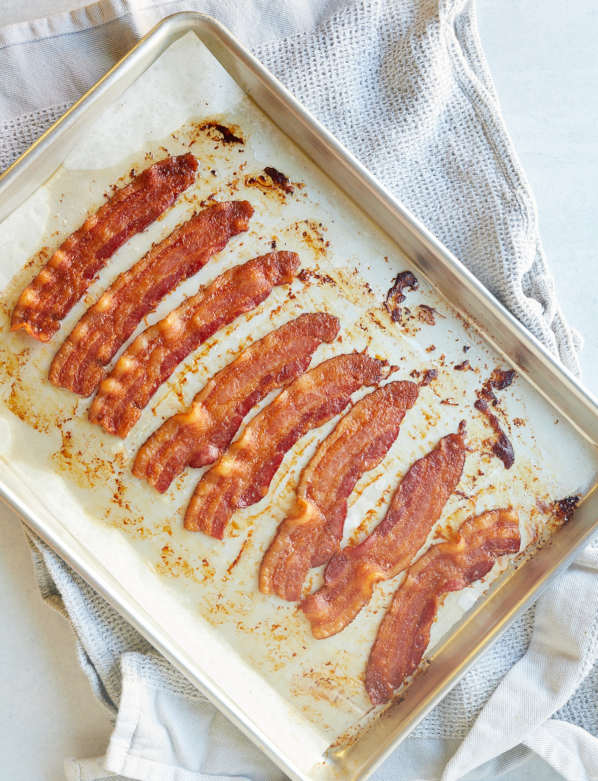 https://www.myforkinglife.com/wp-content/uploads/2022/01/how-to-bake-bacon-in-the-oven-0018.jpg