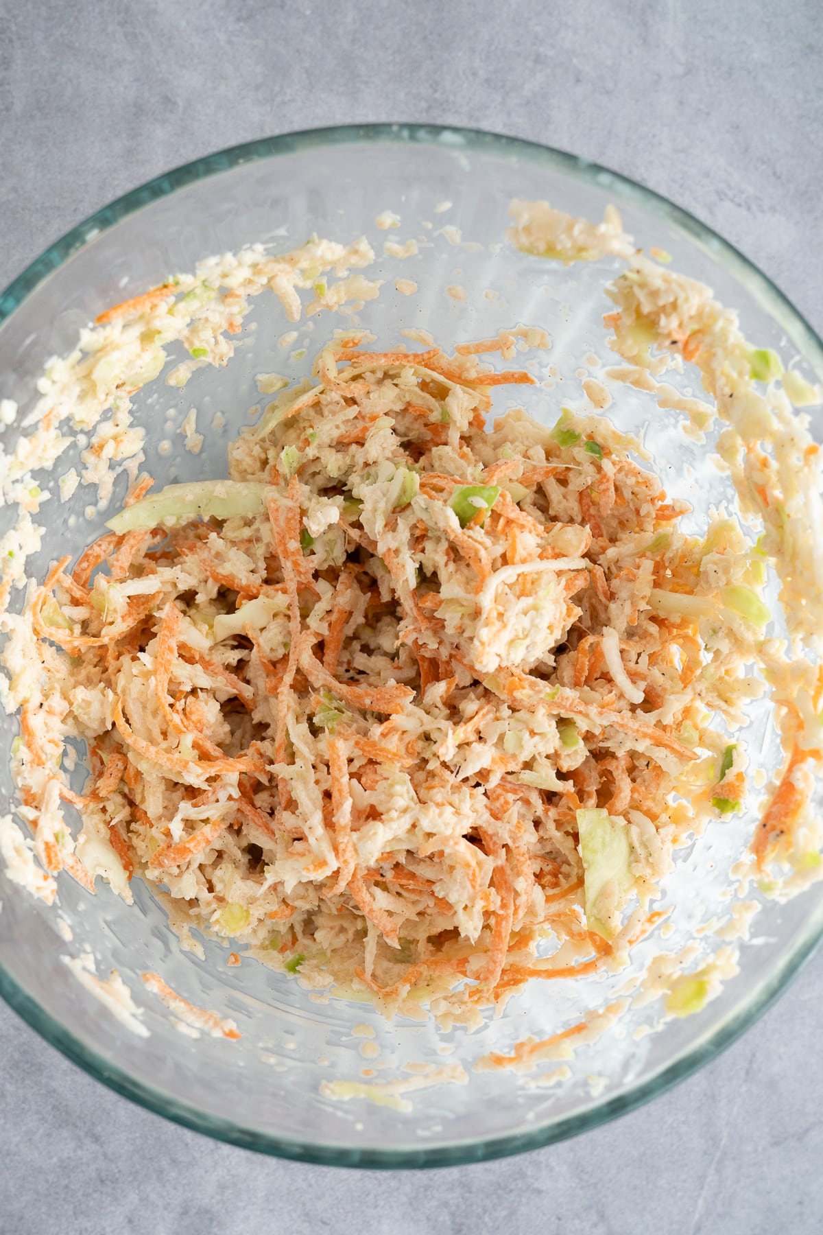 coleslaw in glass bowl