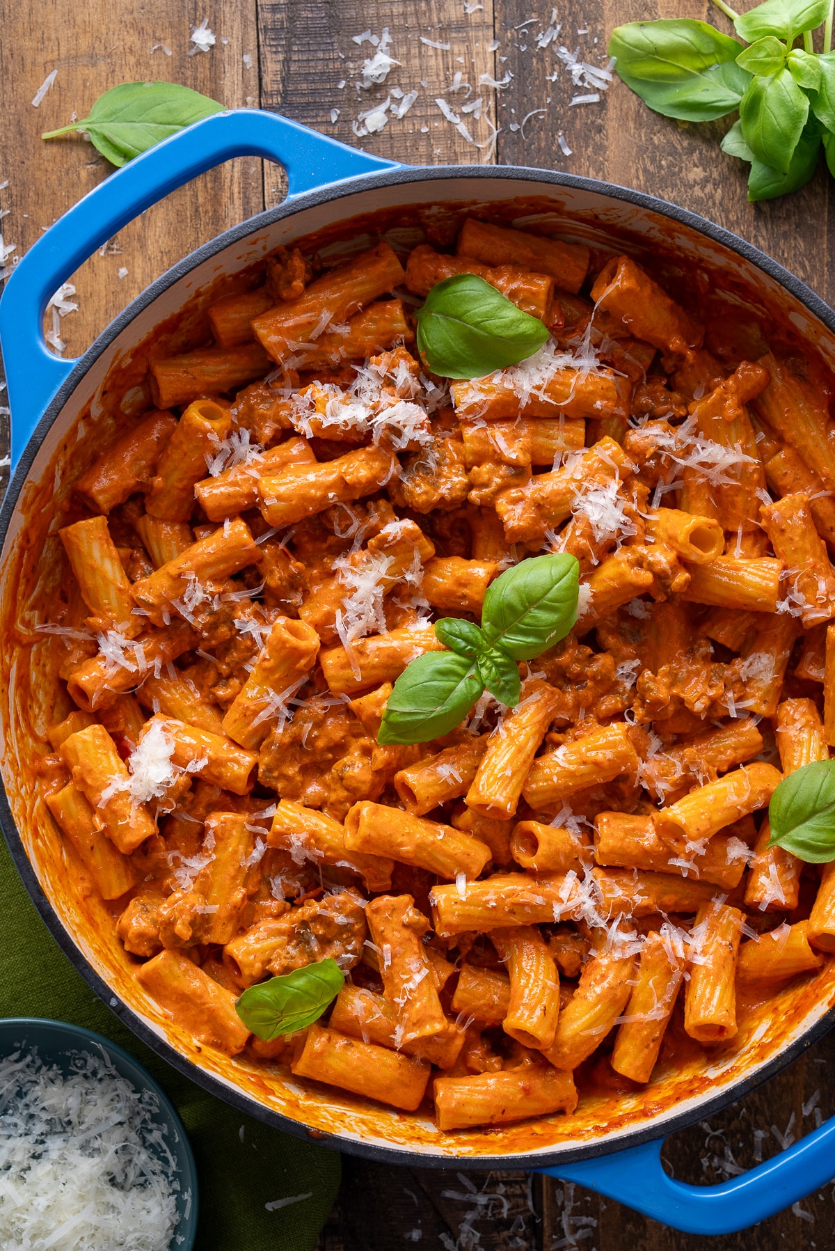 spicy vodka rigatoni in cooking pan